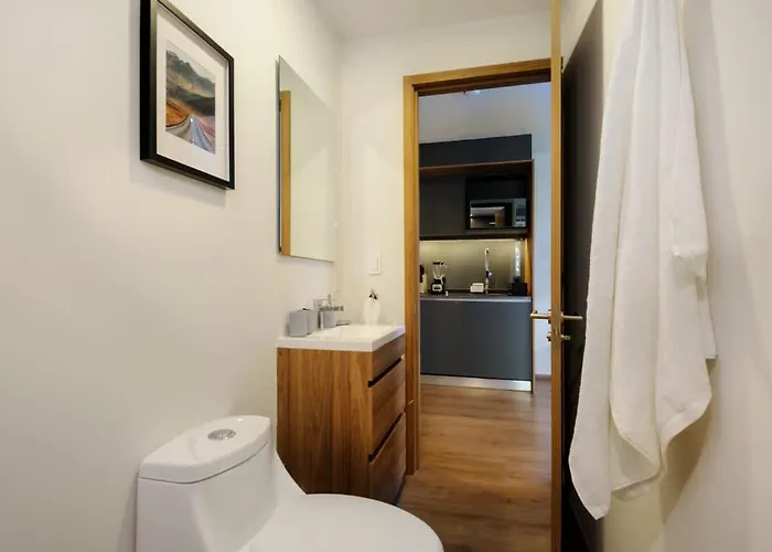 Serviced In Apartment